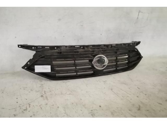 bontott SSANGYONG REXTON Hűtőrács