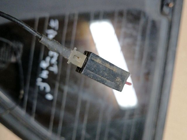 bontott SSANGYONG REXTON Jobb C Oszlop Oldalablak Üveg