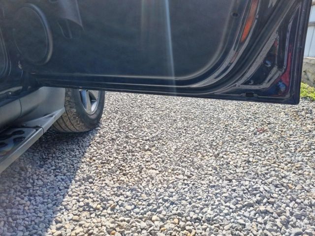 bontott SSANGYONG REXTON Jobb első Ajtó (Üres lemez)