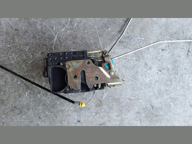 bontott SSANGYONG REXTON Jobb első Ajtózár