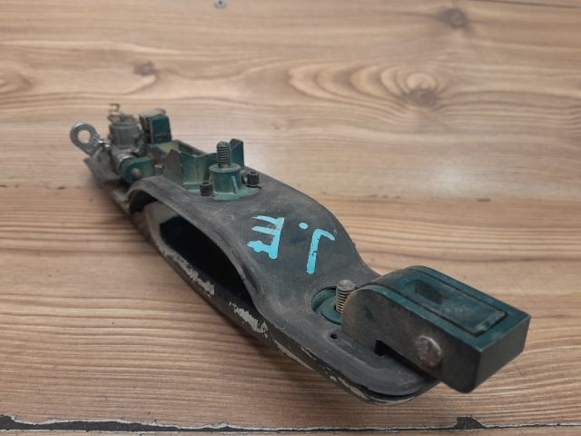 bontott SSANGYONG REXTON Jobb első Külső Kilincs