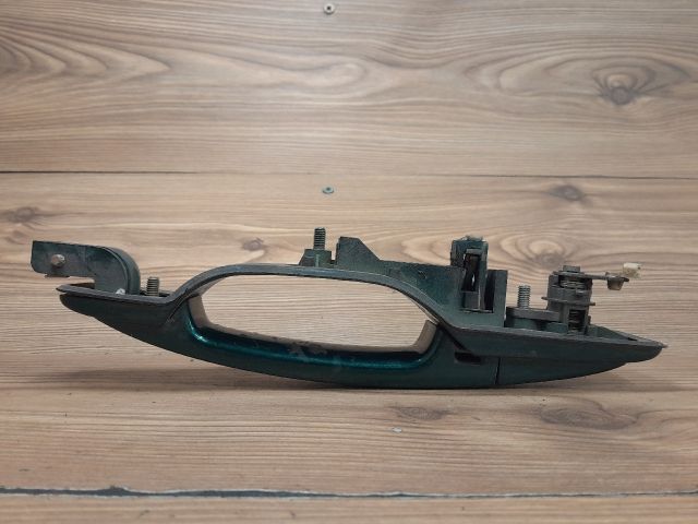 bontott SSANGYONG REXTON Jobb első Külső Kilincs