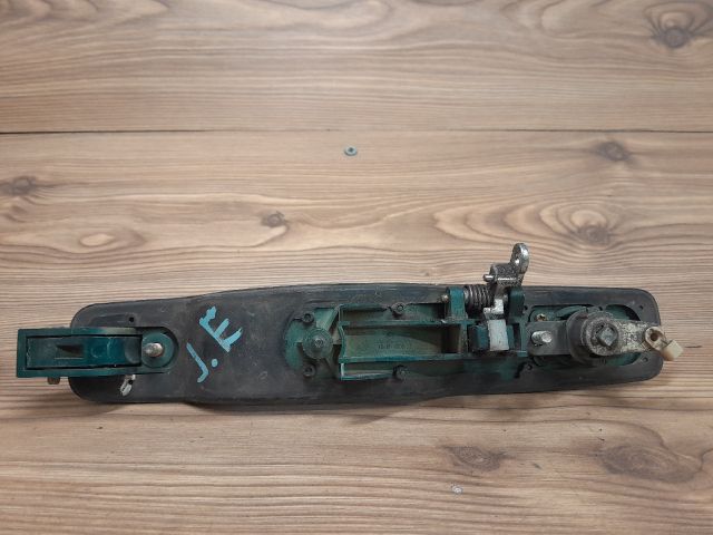 bontott SSANGYONG REXTON Jobb első Külső Kilincs