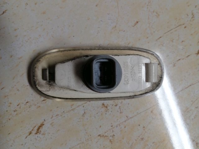 bontott SSANGYONG REXTON Jobb első Sárvédő Irányjelző