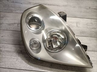 bontott SSANGYONG REXTON Jobb Fényszóró