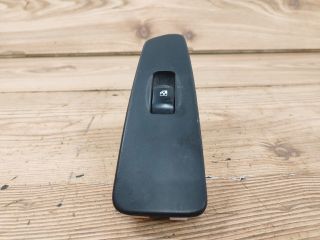 bontott SSANGYONG REXTON Jobb hátsó Ablakemelő Kapcsoló