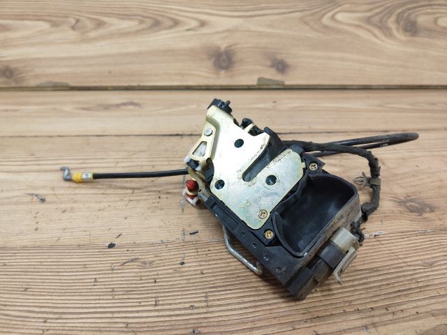 bontott SSANGYONG REXTON Jobb hátsó Ajtózár