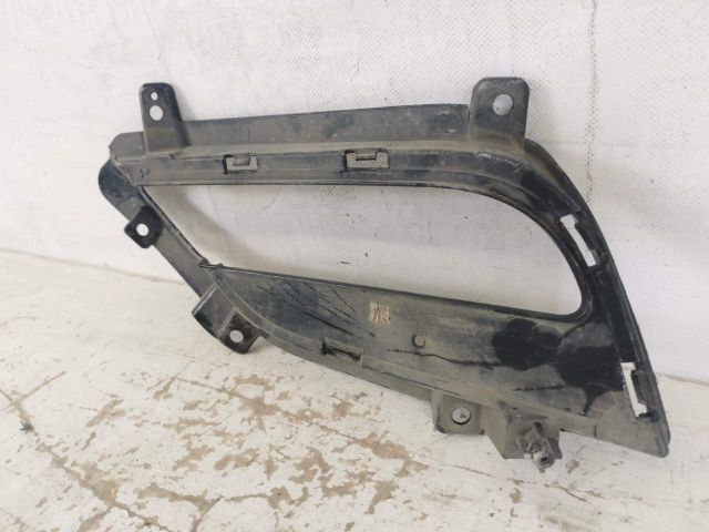 bontott SSANGYONG REXTON Jobb Ködlámpa Rács