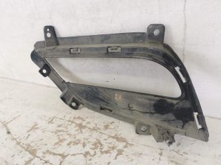 bontott SSANGYONG REXTON Jobb Ködlámpa Rács