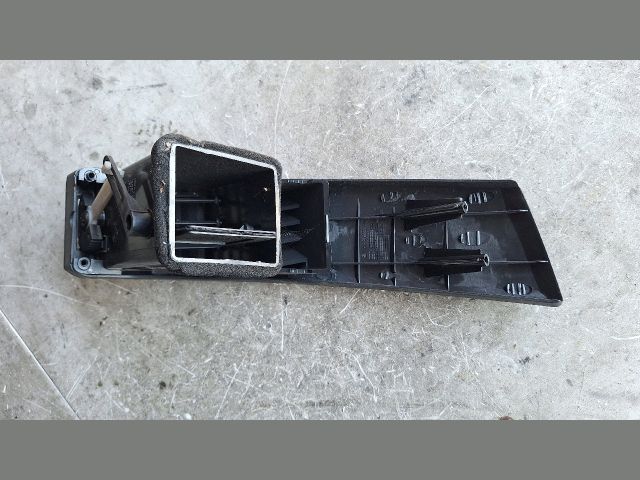 bontott SSANGYONG REXTON Jobb Szellőző