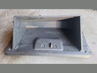 bontott SSANGYONG REXTON Kesztyűtartó Ajtó