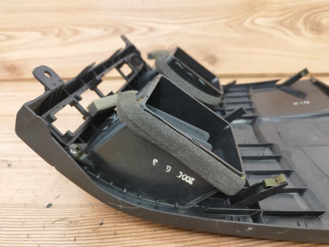 bontott SSANGYONG REXTON Középső Szellőző