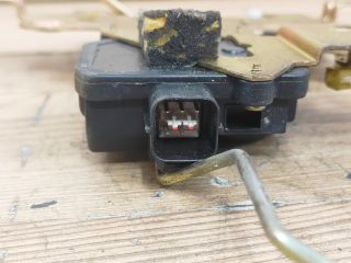 bontott SSANGYONG REXTON Központizár Motor Csomagtérajtó