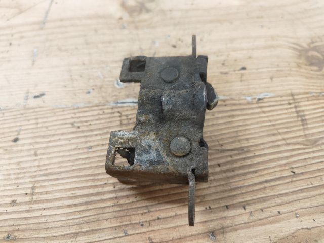 bontott SSANGYONG REXTON Motorháztető Zárszerkezet