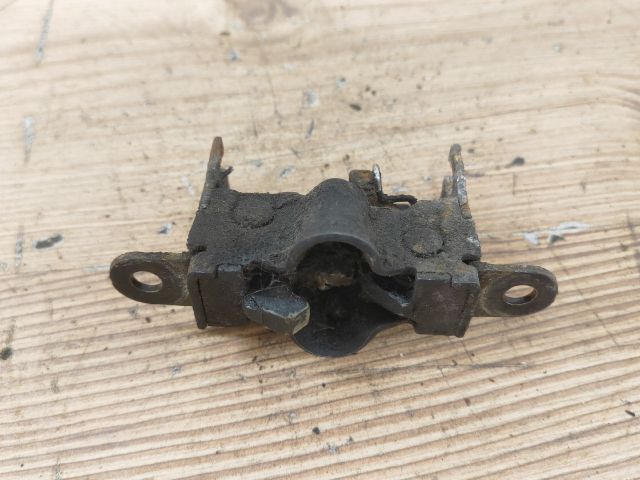 bontott SSANGYONG REXTON Motorháztető Zárszerkezet