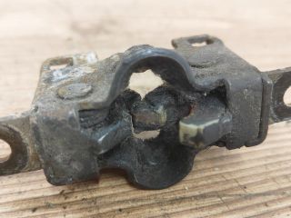 bontott SSANGYONG REXTON Motorháztető Zárszerkezet