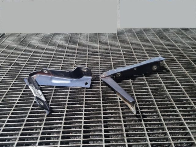 bontott SSANGYONG REXTON Motorháztető Zsanér Pár