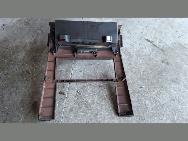 bontott SSANGYONG REXTON Pohártartó