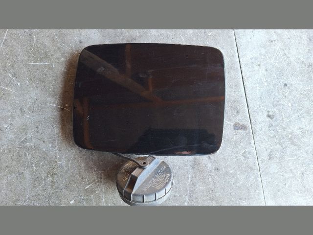 bontott SSANGYONG REXTON Tankajtó