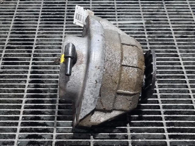 bontott SSANGYONG REXTON Tartó Bak