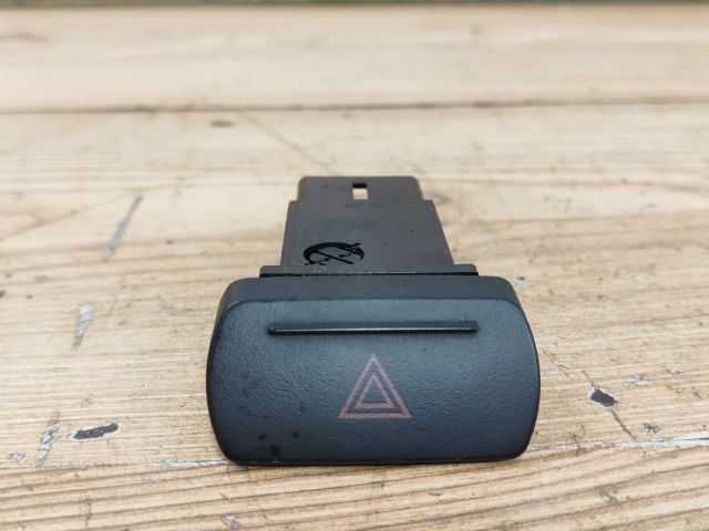 bontott SSANGYONG REXTON Vészvillogó Kapcsoló