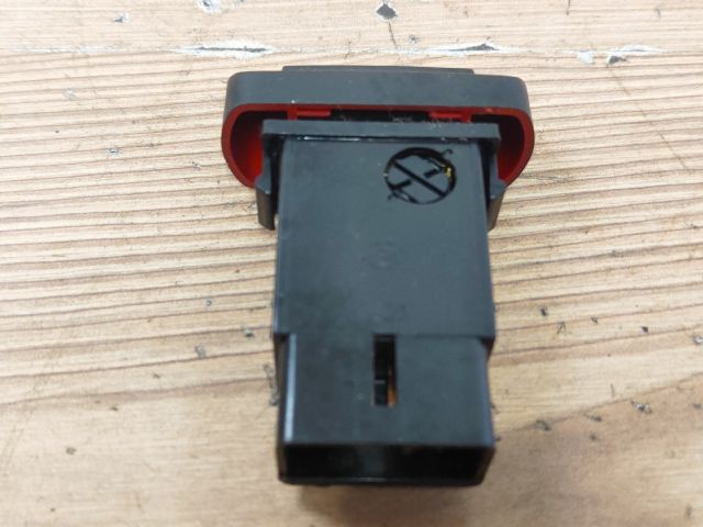 bontott SSANGYONG REXTON Vészvillogó Kapcsoló