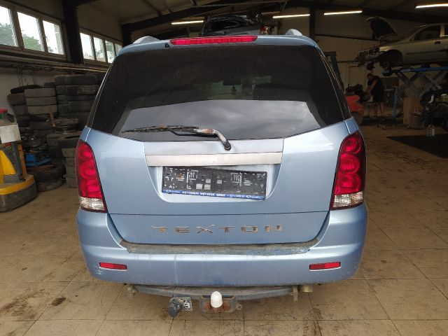 bontott SSANGYONG REXTON Vonóhorog