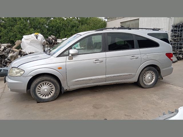 bontott SSANGYONG RODIUS Bal első Ajtó (Részeivel)