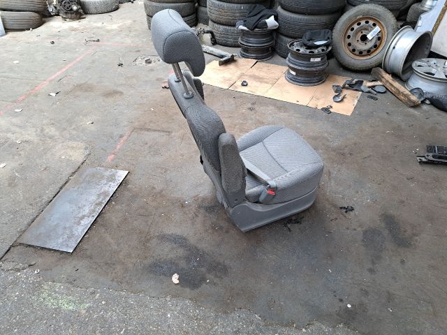 bontott SSANGYONG RODIUS Bal hátsó Ülés