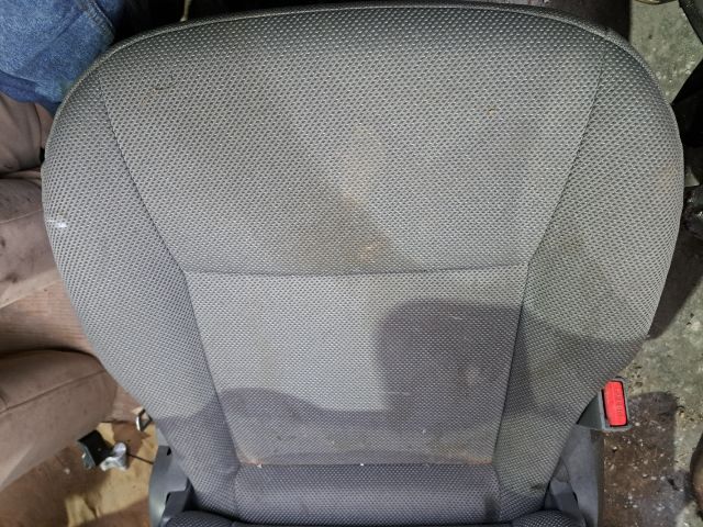 bontott SSANGYONG RODIUS Bal hátsó Ülés