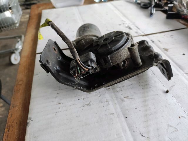 bontott SSANGYONG RODIUS Első Ablaktörlő Motor