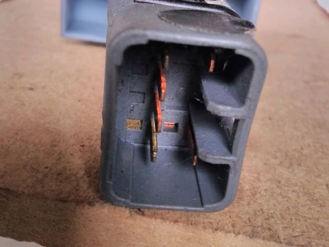 bontott SSANGYONG RODIUS ESP Kapcsoló