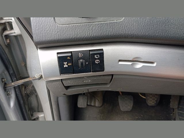 bontott SSANGYONG RODIUS Jobb C Oszlop Oldalablak Üveg