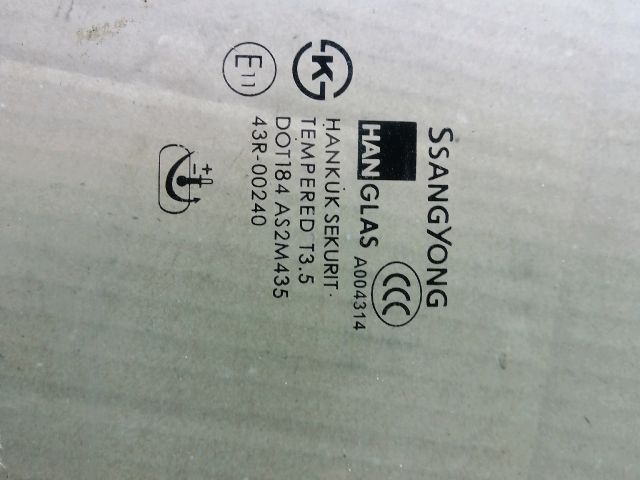 bontott SSANGYONG RODIUS Jobb első Ablak