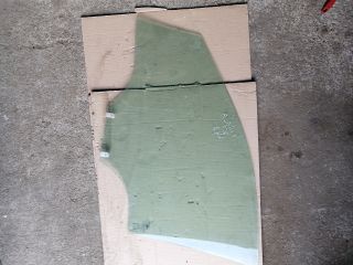 bontott SSANGYONG RODIUS Jobb első Ablak