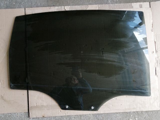 bontott SSANGYONG RODIUS Jobb hátsó Ablak