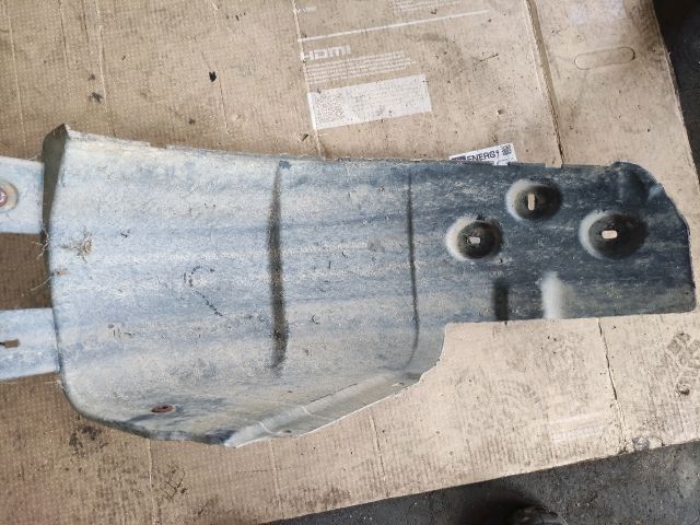 bontott SSANGYONG RODIUS Jobb hátsó Első Dobbetét (Kerékjárati, Műanyag)