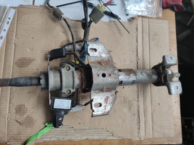 bontott SSANGYONG RODIUS Kormányoszlop