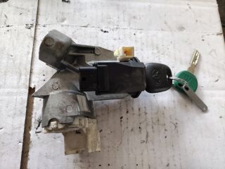 bontott SSANGYONG RODIUS Kormányzár (Elektromos)