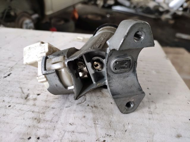 bontott SSANGYONG RODIUS Kormányzár (Elektromos)