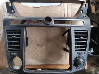 bontott SSANGYONG RODIUS Középső Szellőző