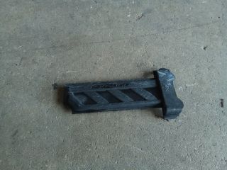 bontott SSANGYONG TIVOLI Felső Motorburkolat