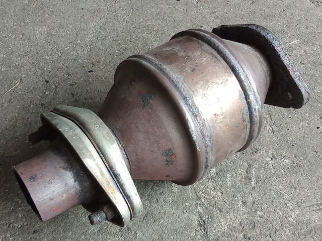 bontott SSANGYONG TIVOLI Katalizátor