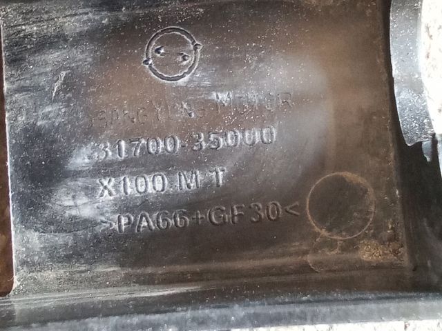 bontott SSANGYONG TIVOLI Váltó Kulissza