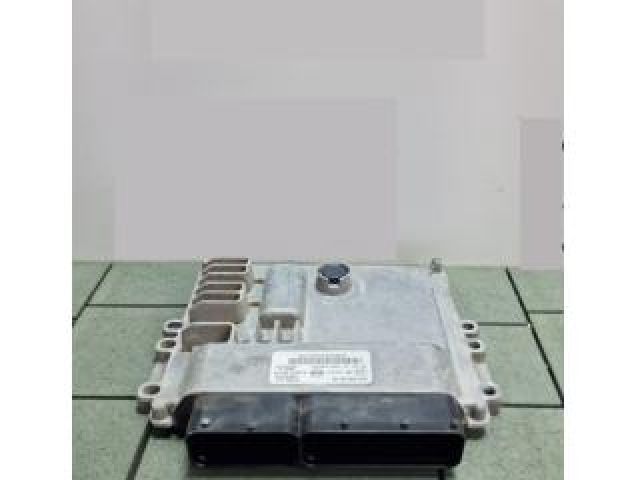 bontott SSANGYONG TIVOLI Motorvezérlő