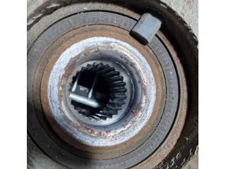 bontott SSANGYONG TIVOLI Bal első Csonkállvány