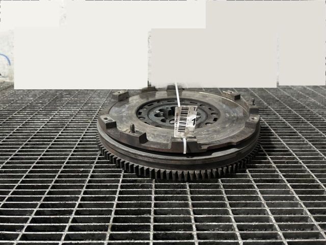 bontott SSANGYONG TIVOLI Fogaskoszorú