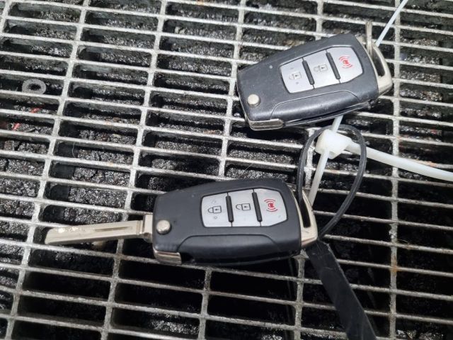 bontott SSANGYONG TIVOLI Gyújtáskapcsoló