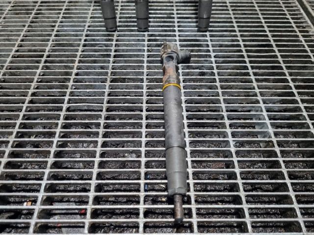 bontott SSANGYONG TIVOLI Porlasztó (1 db)