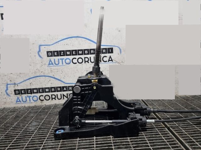 bontott SSANGYONG TIVOLI Váltó Kulissza